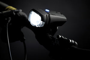 AXA Niteline T1 - Lámpaszett elemes